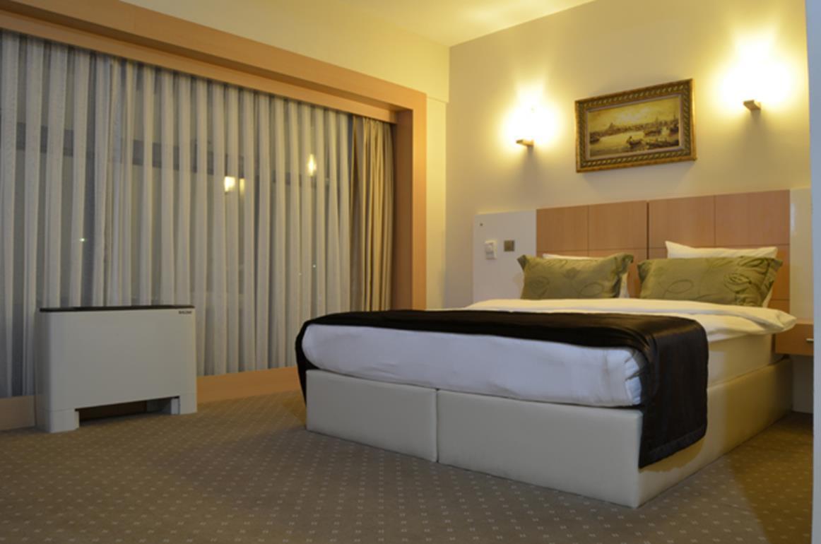 Life Port Hotel Istanbul Sekerpinari Buitenkant foto